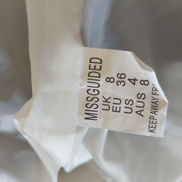 Missguided Women Blazer color block Blk/ white floral design on sleeve Sz 8 - Picture 12 of 12